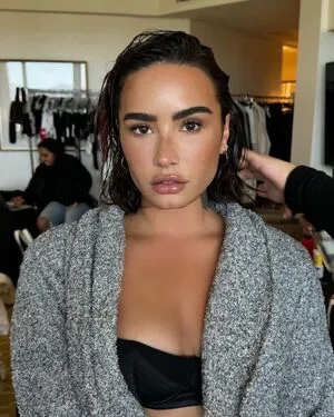 Demi Lovato OnlyFans Leaked Free Thumbnail Picture - #WX3KsjyZXD