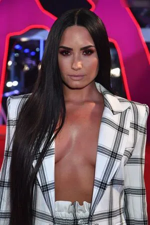 Demi Lovato OnlyFans Leaked Free Thumbnail Picture - #WxwcqTwwI3
