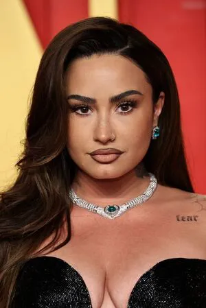 Demi Lovato OnlyFans Leaked Free Thumbnail Picture - #X5DPSrj62z