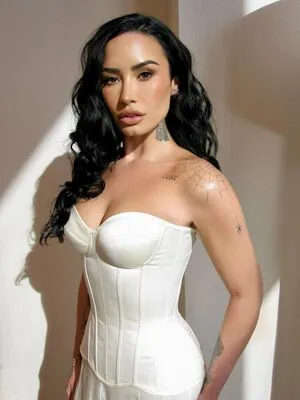 Demi Lovato OnlyFans Leaked Free Thumbnail Picture - #XJbHqxRMGr