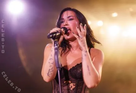 Demi Lovato OnlyFans Leaked Free Thumbnail Picture - #XQnbjqqGWt