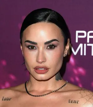 Demi Lovato OnlyFans Leaked Free Thumbnail Picture - #XWmat9FcRP