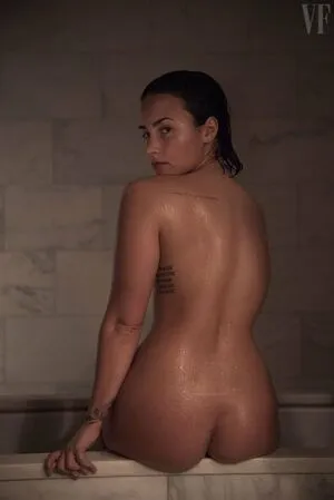 Demi Lovato OnlyFans Leaked Free Thumbnail Picture - #XevJIGSEsc