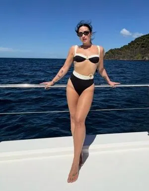 Demi Lovato OnlyFans Leaked Free Thumbnail Picture - #YK6gam563R