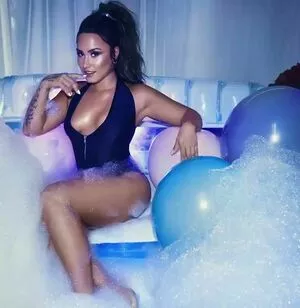 Demi Lovato OnlyFans Leaked Free Thumbnail Picture - #YeUONEBFWm