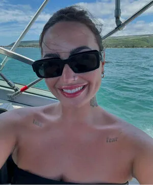 Demi Lovato OnlyFans Leaked Free Thumbnail Picture - #ZZcAcakFEQ