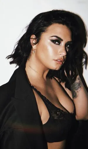 Demi Lovato OnlyFans Leaked Free Thumbnail Picture - #atSXb0oOEW