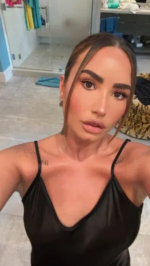 Demi Lovato OnlyFans Leaked Free Thumbnail Picture - #bGgUD5dveg