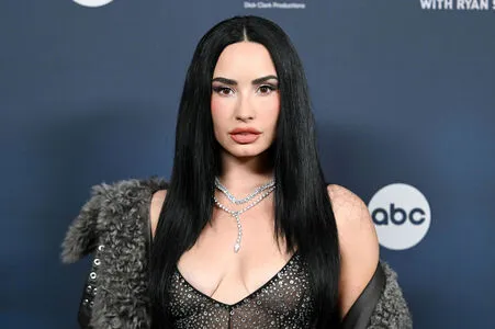 Demi Lovato OnlyFans Leaked Free Thumbnail Picture - #e7QaqzO4EY