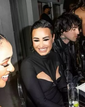 Demi Lovato OnlyFans Leaked Free Thumbnail Picture - #eyZUi5soqh