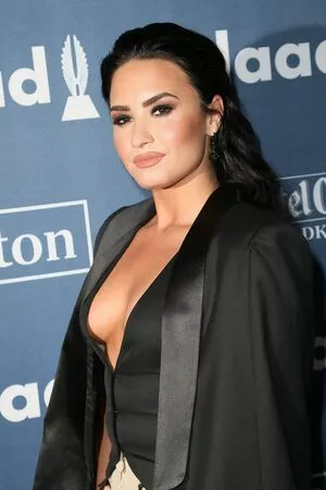 Demi Lovato OnlyFans Leaked Free Thumbnail Picture - #hFde4ObWQW