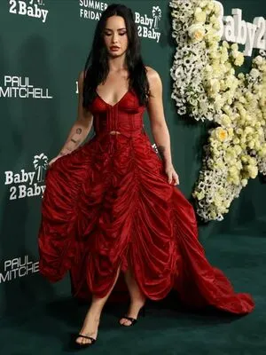 Demi Lovato OnlyFans Leaked Free Thumbnail Picture - #hW7L03D4p3