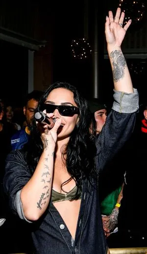 Demi Lovato OnlyFans Leaked Free Thumbnail Picture - #lqTjiwQ9I9