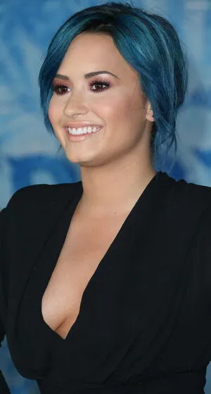 Demi Lovato OnlyFans Leaked Free Thumbnail Picture - #n53ChWUpDo