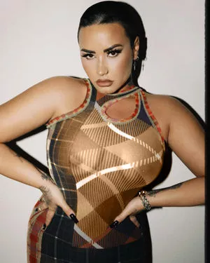 Demi Lovato OnlyFans Leaked Free Thumbnail Picture - #n72sb5TRqz