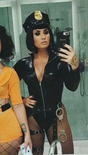 Demi Lovato OnlyFans Leaked Free Thumbnail Picture - #oGy5UlCl8Y