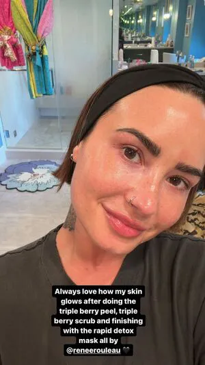 Demi Lovato OnlyFans Leaked Free Thumbnail Picture - #ohL1nDvCd4