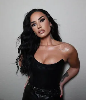 Demi Lovato OnlyFans Leaked Free Thumbnail Picture - #srATaLg0TR