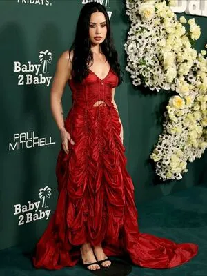 Demi Lovato OnlyFans Leaked Free Thumbnail Picture - #t4U8Lwg2I8