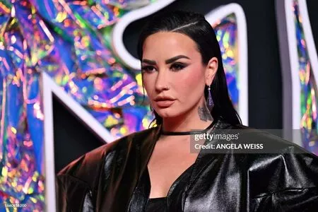 Demi Lovato OnlyFans Leaked Free Thumbnail Picture - #uiwuKs0irw