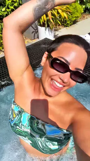 Demi Lovato OnlyFans Leaked Free Thumbnail Picture - #ycBmGvMZBF