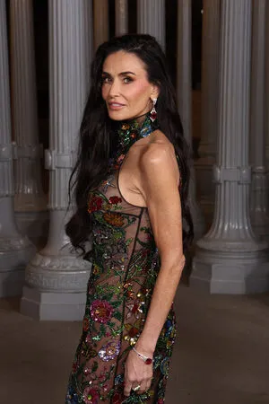 Demi Moore OnlyFans Leaked Free Thumbnail Picture - #5Ynkt5iAfa