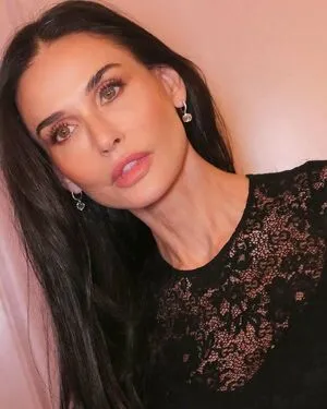 Demi Moore OnlyFans Leaked Free Thumbnail Picture - #CcEcIWaJMV