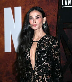 Demi Moore OnlyFans Leaked Free Thumbnail Picture - #VIiOvbqopm