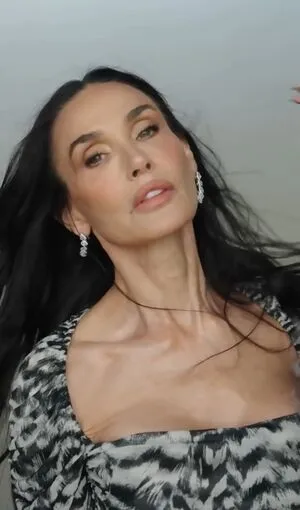 Demi Moore OnlyFans Leaked Free Thumbnail Picture - #VRua3F7J2J