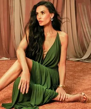 Demi Moore OnlyFans Leaked Free Thumbnail Picture - #Z5TDDASBcD
