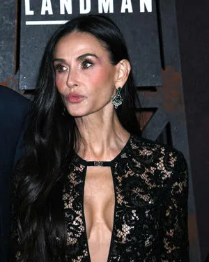 Demi Moore OnlyFans Leaked Free Thumbnail Picture - #b5XGvHLz4f