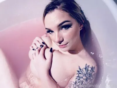 Demon Fatale OnlyFans Leaked Free Thumbnail Picture - #7SIuT5kusp