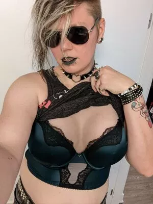 Demongirlcock OnlyFans Leaked Free Thumbnail Picture - #NaVp1O1loQ