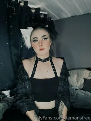 Demonsfree OnlyFans Leaked Free Thumbnail Picture - #2p2s14vDEg