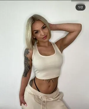 Deni Dream OnlyFans Leaked Free Thumbnail Picture - #t0XCkyy0Gm