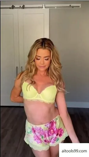 Denise Richards OnlyFans Leaked Free Thumbnail Picture - #gDXmXDls31