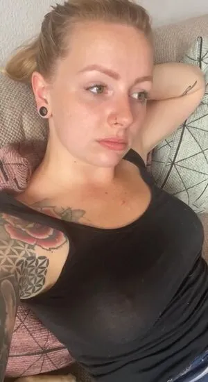 Denise Schwitalle OnlyFans Leaked Free Thumbnail Picture - #K8R0FUQum8