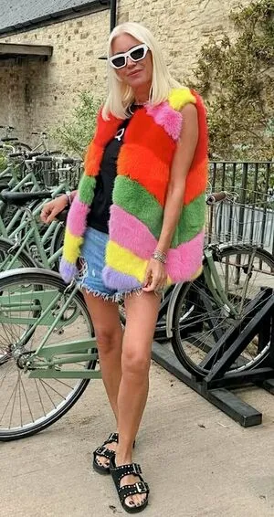 Denise Van Outen OnlyFans Leaked Free Thumbnail Picture - #Cb3Xxlx2s3