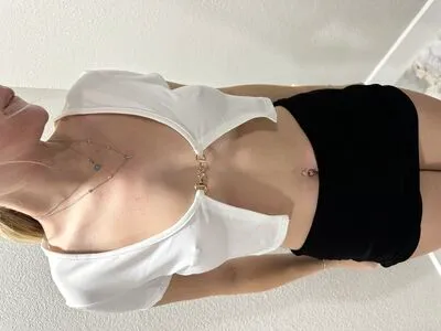 Depop Wins OnlyFans Leaked Free Thumbnail Picture - #fRKh8QnyUY