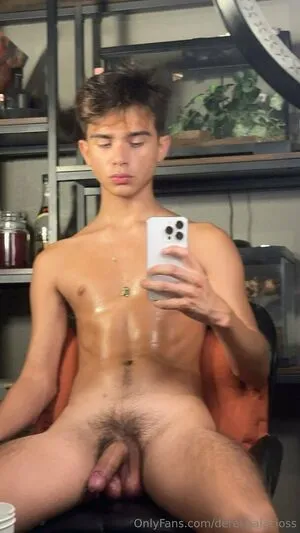 Derekpalacioss OnlyFans Leaked Free Thumbnail Picture - #OwlLlH4kic