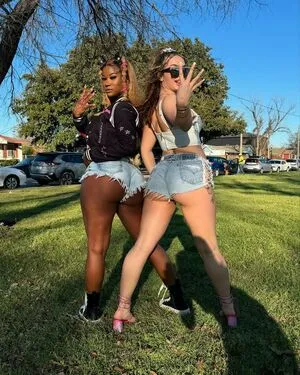 Des Suzanne OnlyFans Leaked Free Thumbnail Picture - #vUiBBYX1mO