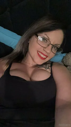 Desbiansfree OnlyFans Leaked Free Thumbnail Picture - #L9SJUqHAH0