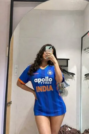 Desi Aunty OnlyFans Leaked Free Thumbnail Picture - #0dO7PdXALJ