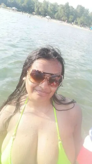 Desiaurora OnlyFans Leaked Free Thumbnail Picture - #jDmtffAqiv