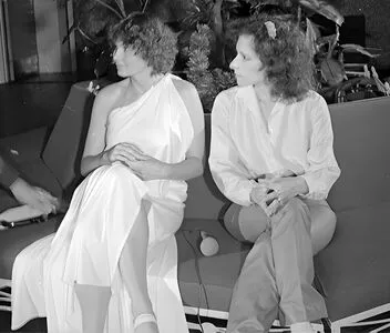 Desiree Cousteau OnlyFans Leaked Free Thumbnail Picture - #H9jQbOo4Eg