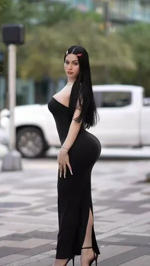 Desiree Markovich OnlyFans Leaked Free Thumbnail Picture - #Th3RIkf4ep