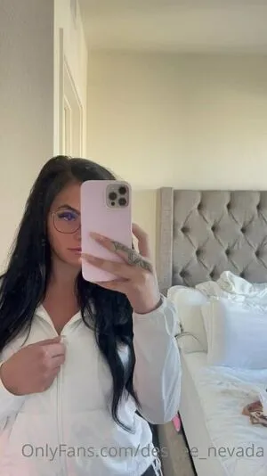 Desiree Nevada OnlyFans Leaked Free Thumbnail Picture - #8w8ZFalaNa