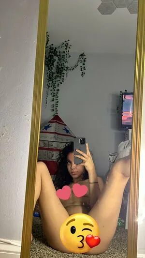 Desiree Sinns OnlyFans Leaked Free Thumbnail Picture - #LZsPUaacEF