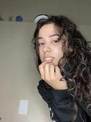 Desiree Sinns OnlyFans Leaked Free Thumbnail Picture - #hYot8jALrV