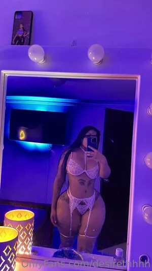 Desirethhhh OnlyFans Leaked Free Thumbnail Picture - #OfJhD5HRAt